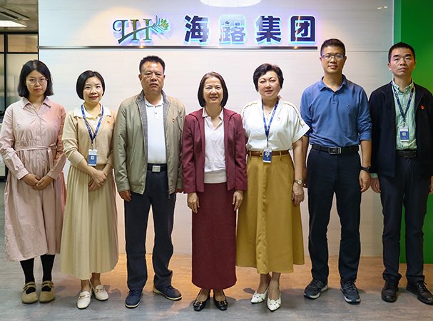 ������ί�ϸɲ��ֵ��ü��ŷ�չ�������л���